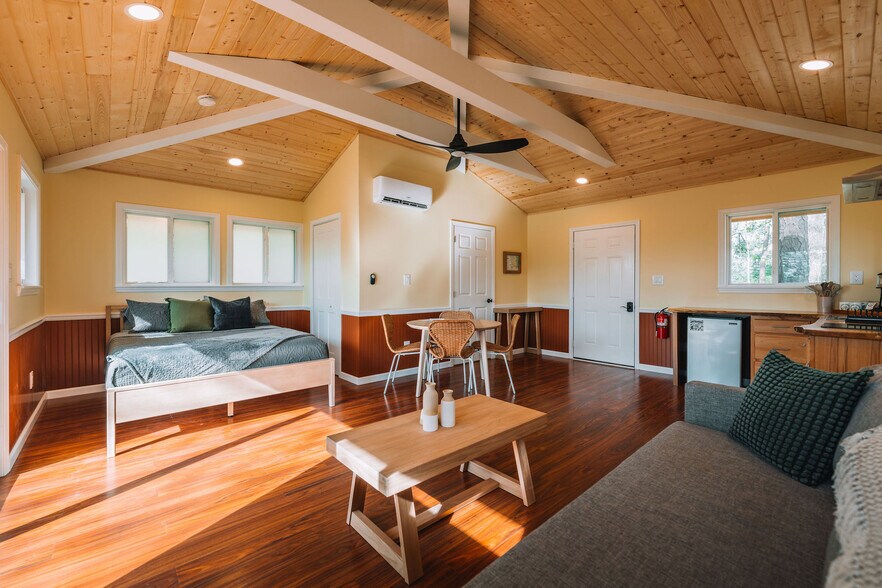 More Photos Of 250 Wood Thrush Lane, Rogers Specialty For Sale