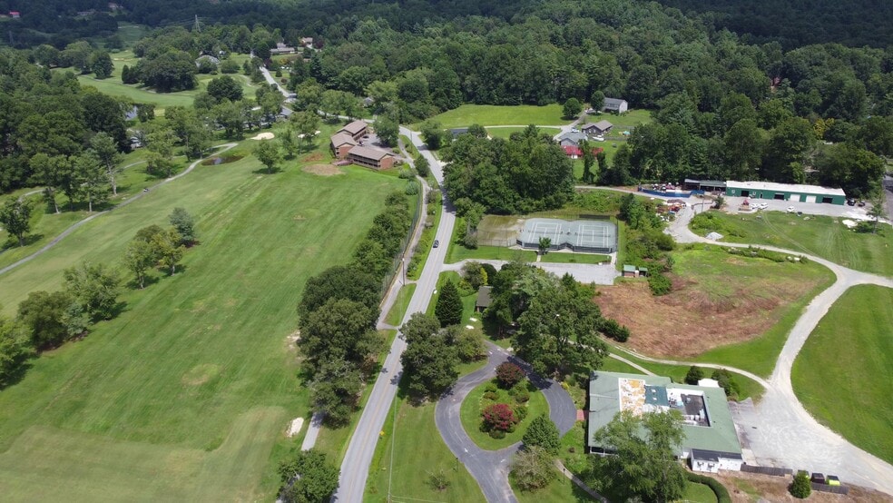 More Photos Of 450 Brickyard Rd, Etowah Golf Course Driving Range For Sale
