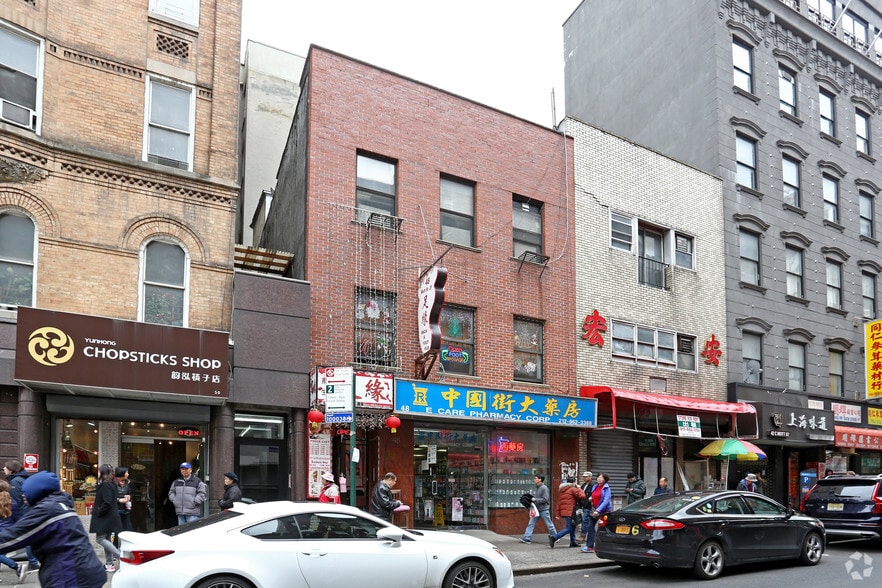 Primary Photo Of 48 Mott St, New York Storefront Retail Office For Lease