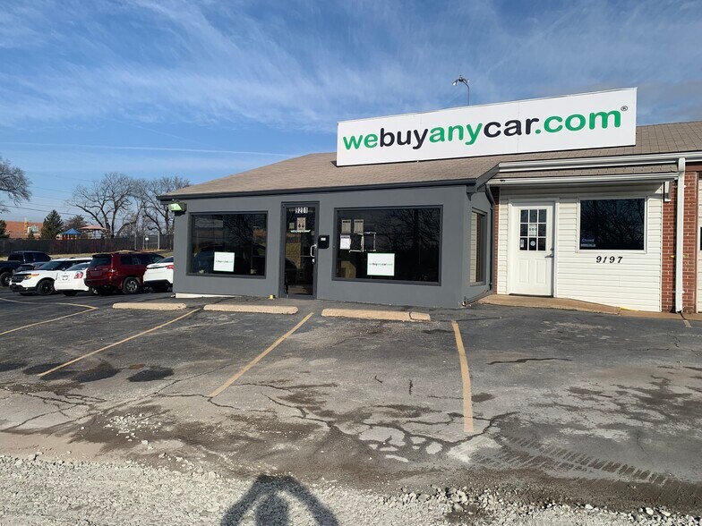 More Photos Of 9197 Saint Charles Rock Rd, Saint Louis Auto Dealership For Sale