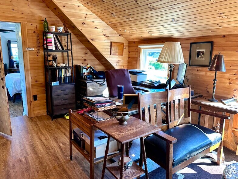 More Photos Of 3063 Bristol Rd, New Harbor Hospitality For Sale