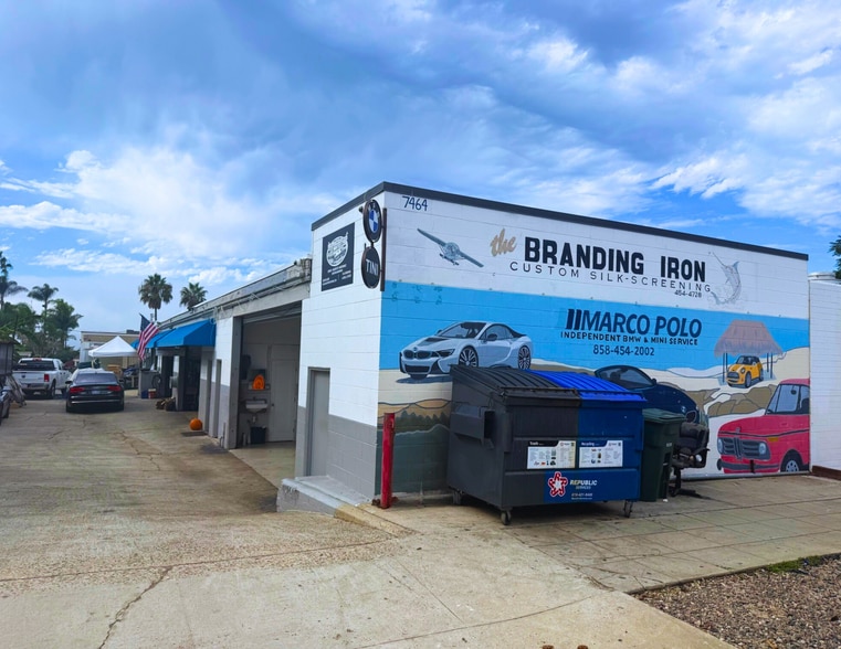 More Photos Of 7464 Draper Ave, La Jolla Service For Sale