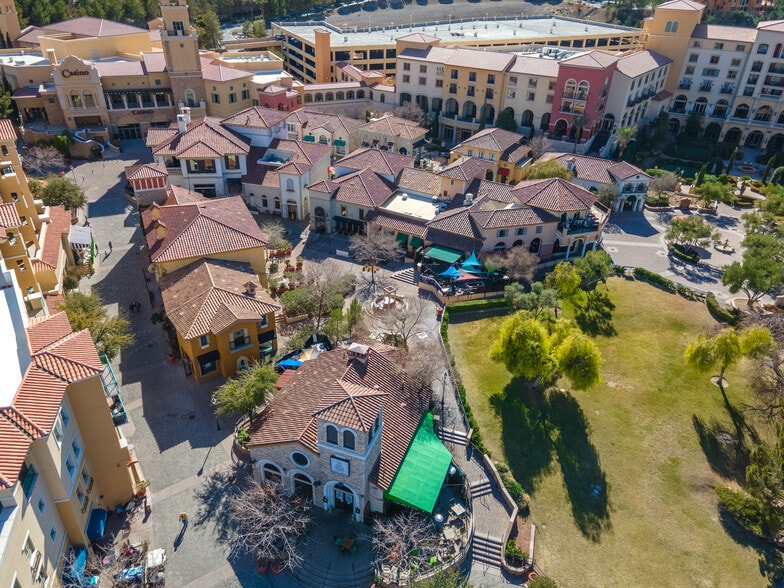 More Photos Of 10 Costa Di Lago, Henderson General Retail For Sale