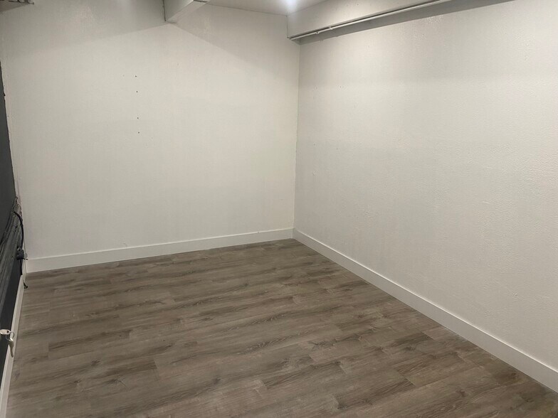 More Photos Of 2111 S College Ave, Fort Collins Office For Lease