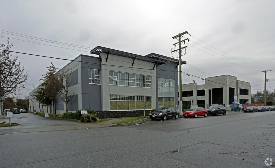 Primary Photo Of 9111 Beckwith Rd, Richmond Warehouse For Lease