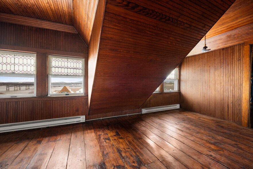 More Photos Of 415 Grand St, Newburgh Apartments For Sale