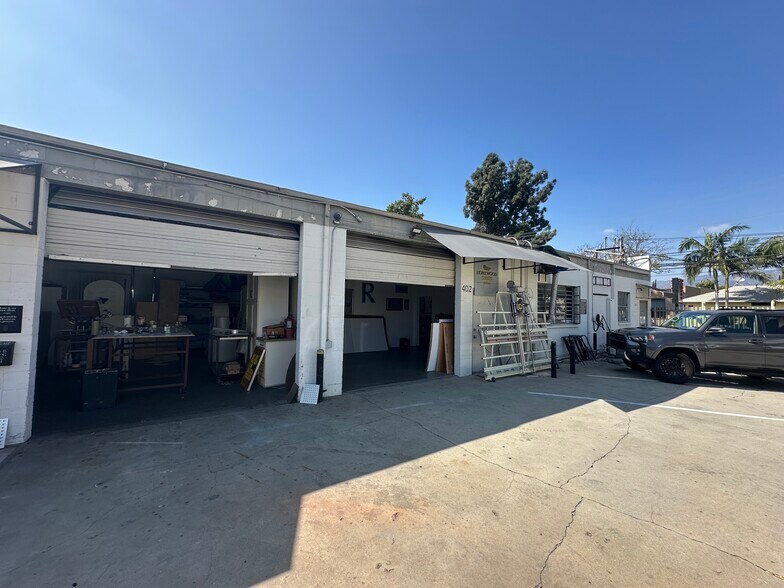 More Photos Of 400-402 W Chevy Chase Dr, Glendale Manufacturing For Lease