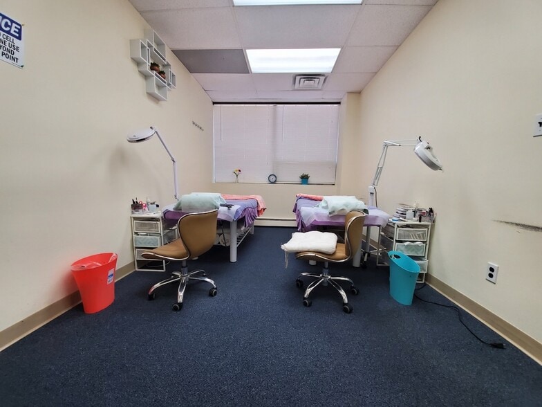 More Photos Of 280 N Central Ave, Hartsdale Medical For Lease
