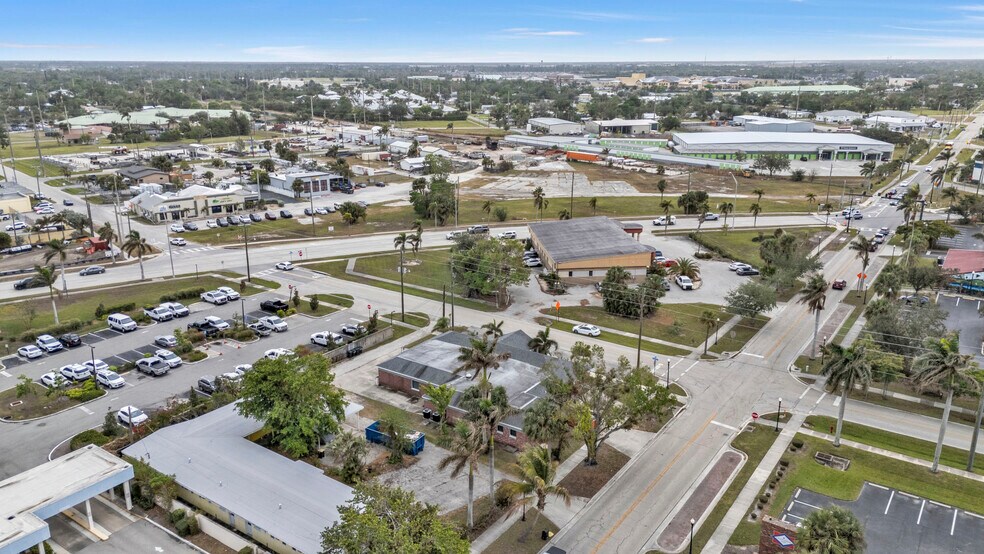 More Photos Of 128 W Charlotte Ave, Punta Gorda Office Residential For Sale