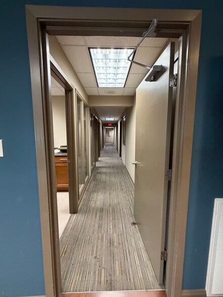 More Photos Of 1018 Central Ave, Metairie Service For Lease