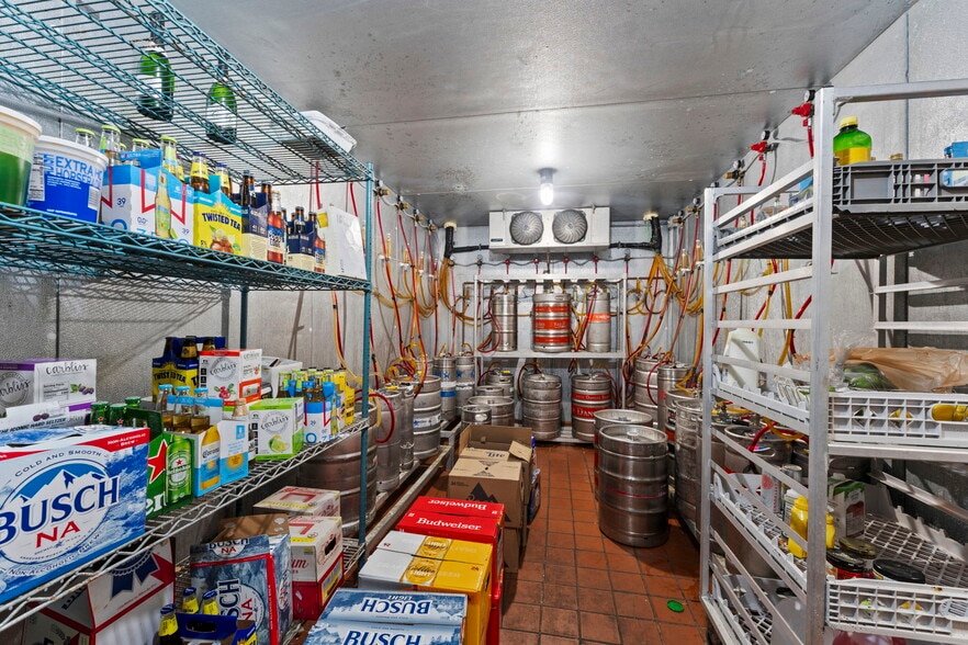 More Photos Of 118 Railroad Ave NE, Mora General Retail For Sale