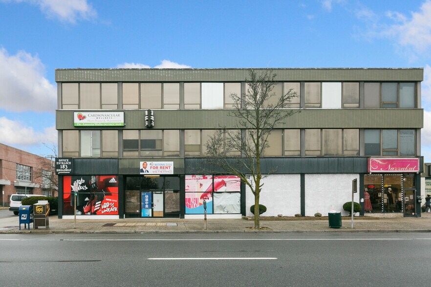 More Photos Of 183 S Broadway, Hicksville Office For Lease