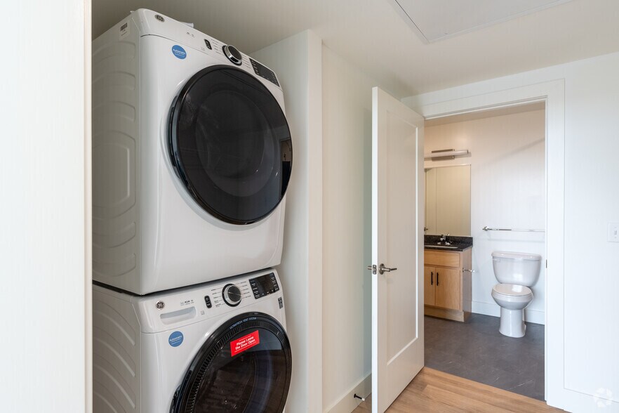 More Photos Of 2820 W Broad St, Richmond Apartments For Lease