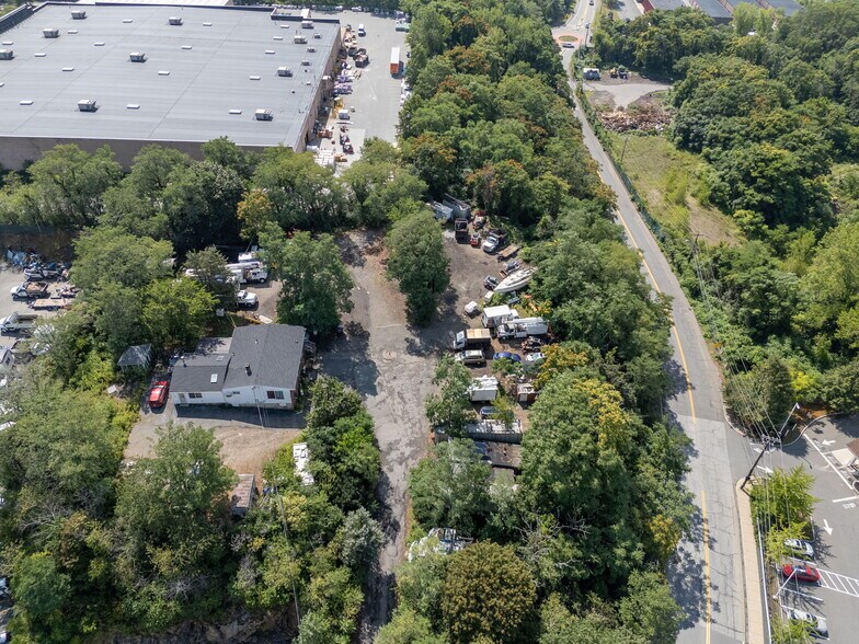 More Photos Of 3 Swampscott Rd, Salem Land For Sale