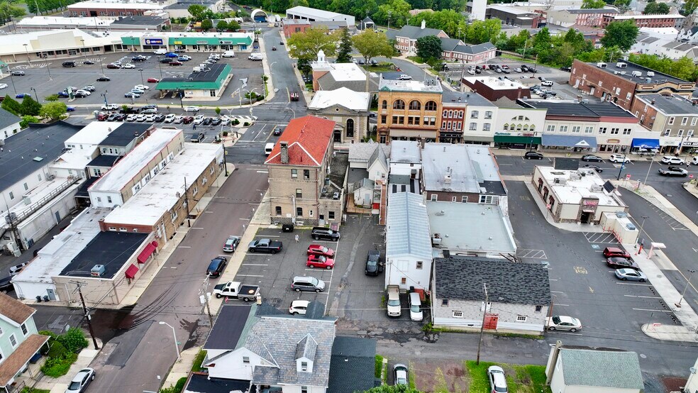 More Photos Of 242-248 W Broad St, Quakertown Office For Sale