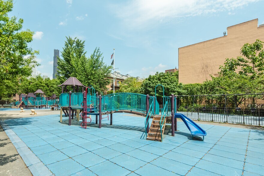More Photos Of 370 Baltic St, Brooklyn Apartments For Sale