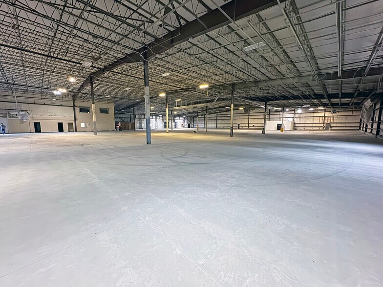 More Photos Of 20 Morin St, Biddeford Warehouse For Sale