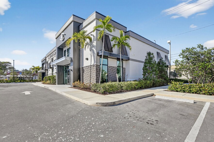 More Photos Of 9090 W State Road 84, Davie Freestanding For Lease