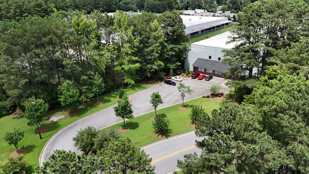 More Photos Of 7295-7403 Graham Rd, Fairburn Distribution For Lease