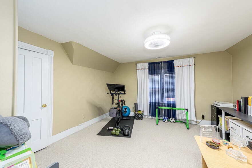 More Photos Of 821 State St, New Haven Multifamily For Sale