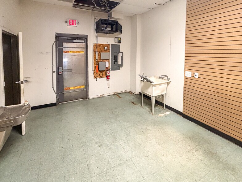 More Photos Of 441 Drive In Ln, Moncks Corner Unknown For Lease