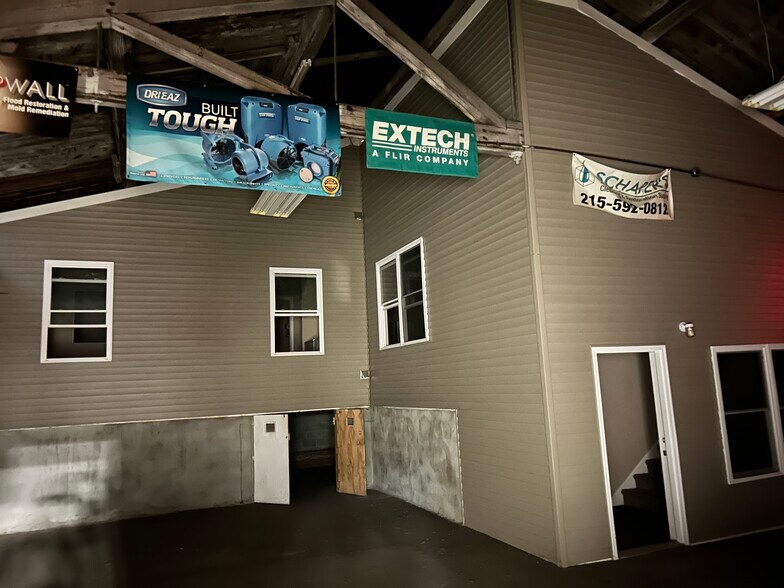 More Photos Of 2221 E Clearfield St, Philadelphia Warehouse For Lease