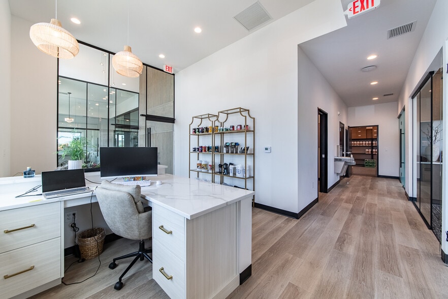 More Photos Of 3169 W Belltower Dr, Meridian Office For Sale