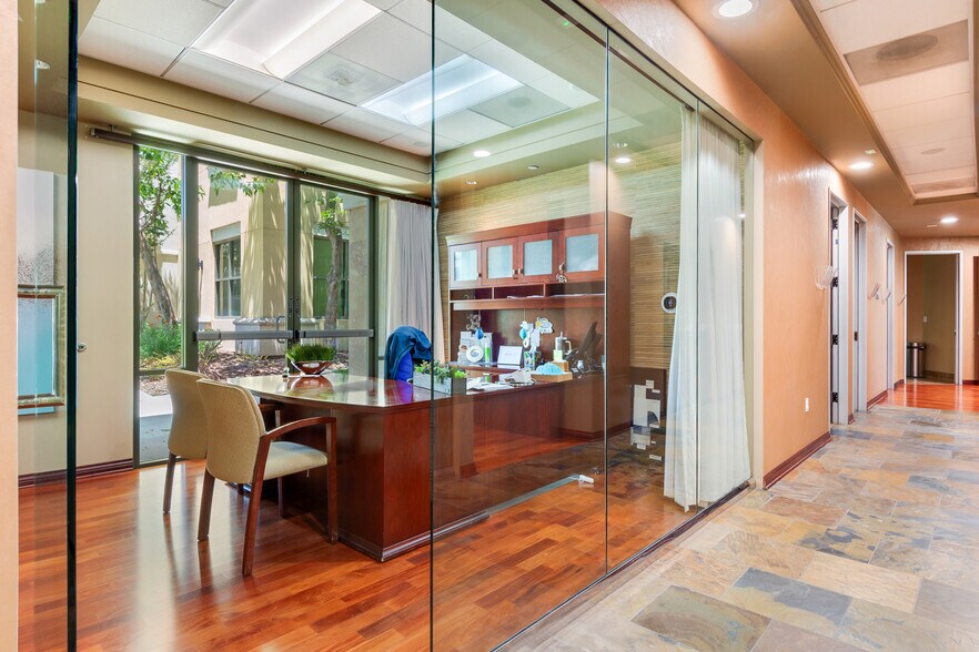 More Photos Of , Ontario Office For Sale