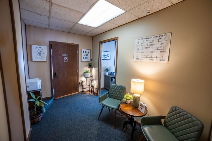 More Photos Of 811 Monroe St, Stroudsburg Office Residential For Lease