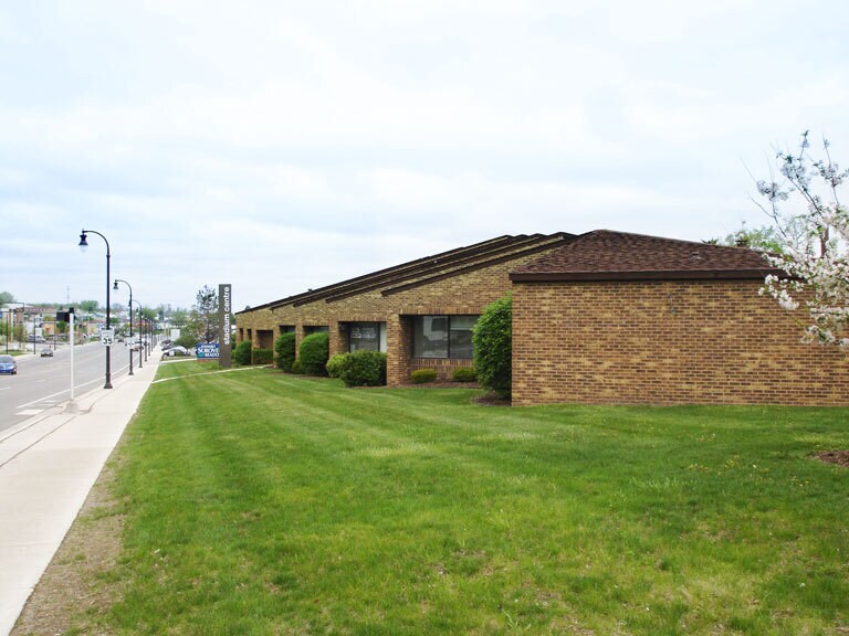 More Photos Of 1880-1898 W Stadium Blvd, Ann Arbor Medical For Sale