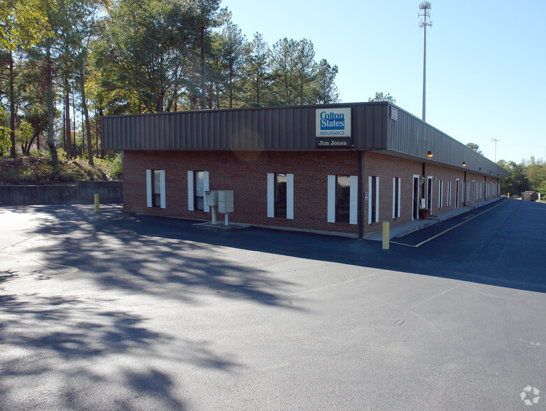 Primary Photo Of 3151 Lenora Church Rd, Snellville Light Distribution For Lease