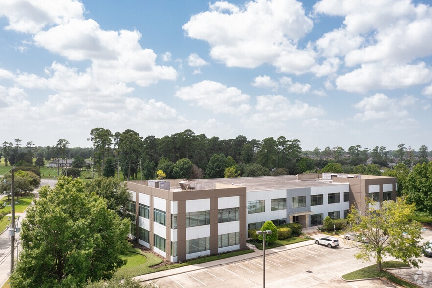 More Photos Of 5810 Wilson Rd, Humble Office For Lease