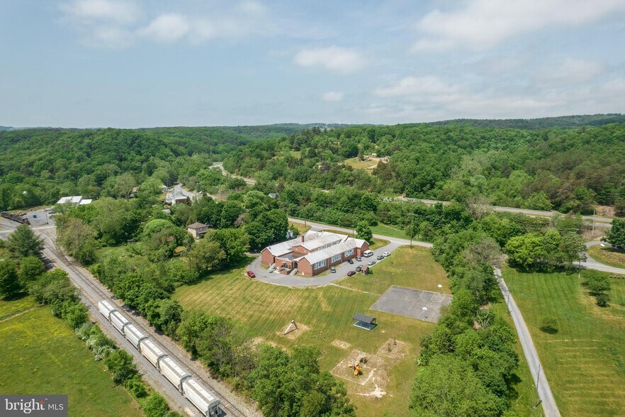 251 Gore, Gore, VA 22637 Schools For Sale