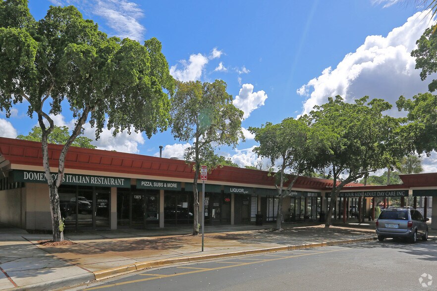 More Photos Of 13905-13975 NW 67th Ave, Miami Lakes General Retail For Lease