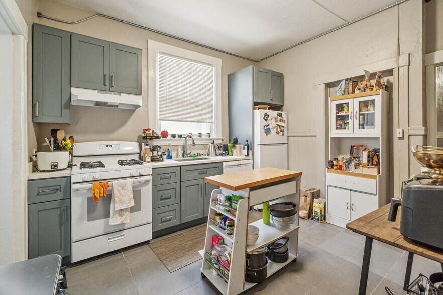 More Photos Of 2317-2335 Market St, San Francisco Apartments For Sale