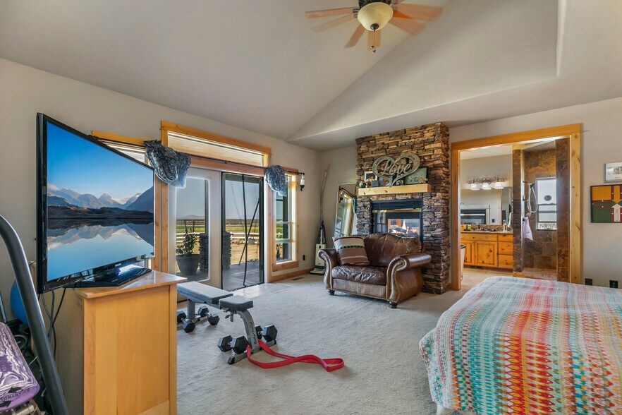 More Photos Of 11705 SW Shumway Rd, Powell Butte Specialty For Sale