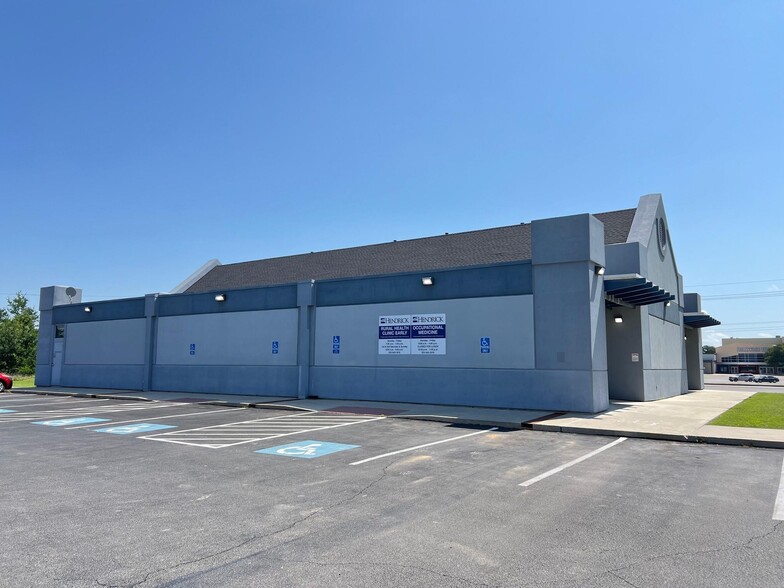 More Photos Of 2005 US-183, Early Healthcare For Sale