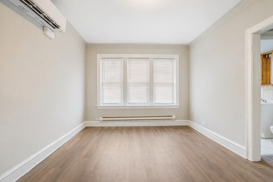 More Photos Of 8001 S Maryland Ave, Chicago Apartments For Sale