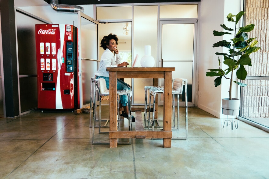 More Photos Of 695 Pylant St, Atlanta Office For Lease