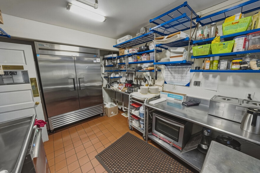 More Photos Of 6715 S Croatan Hwy, Nags Head Hotel For Sale
