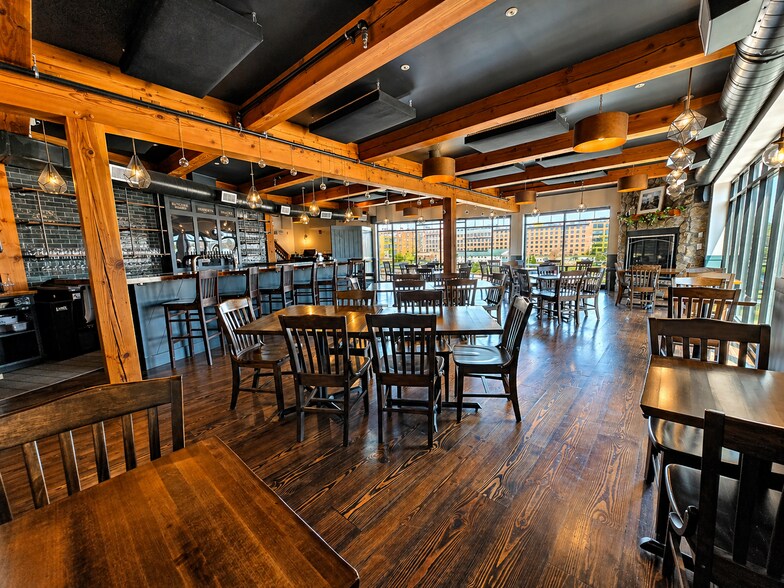 More Photos Of 57 Factory St, Nashua Restaurant For Sale