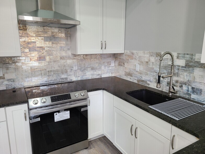 More Photos Of 80 Clinton St, Brockport Apartments For Sale