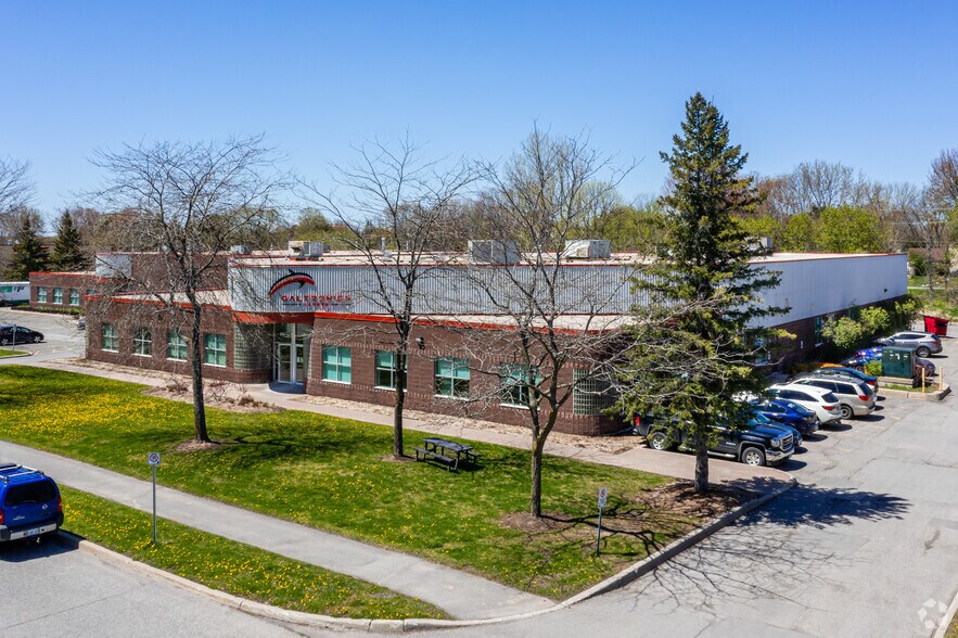 More Photos Of 200 Terence Matthews Cres, Ottawa Warehouse For Lease