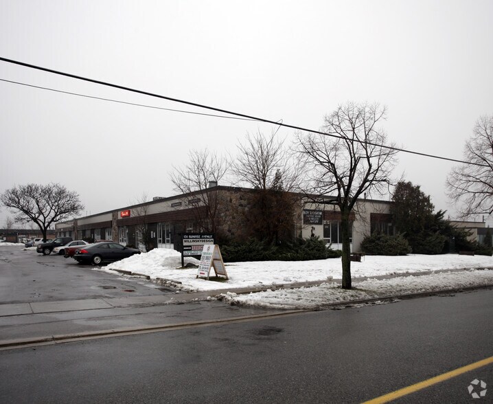 More Photos Of 131 Sunrise Ave, Toronto Warehouse For Lease