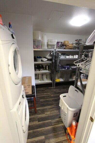 More Photos Of 220 12th St SW, Loveland Warehouse For Sale