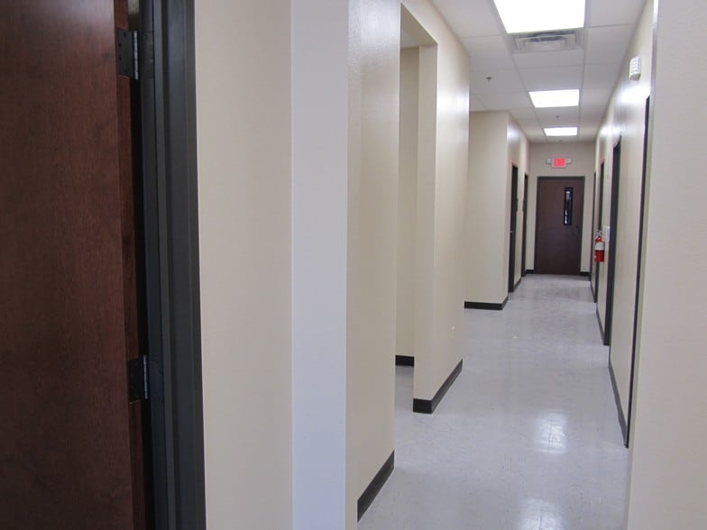 More Photos Of 101 45th St, Corpus Christi Distribution For Lease