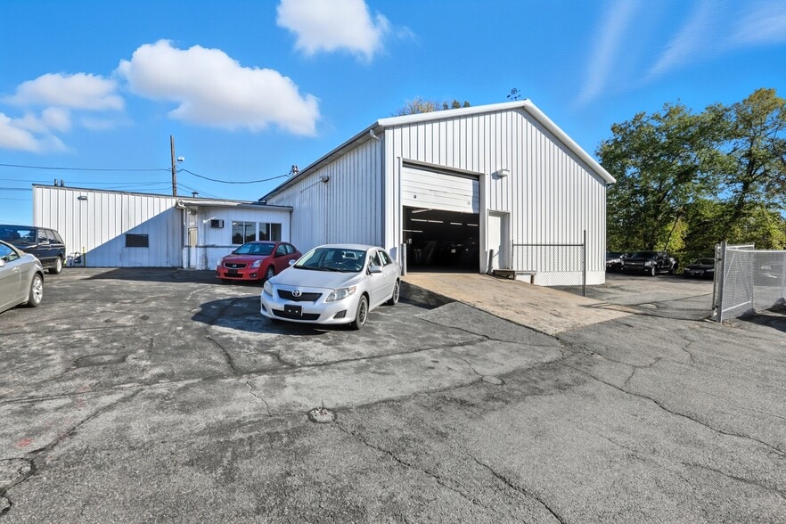 More Photos Of 560 River St, Haverhill General Retail For Sale