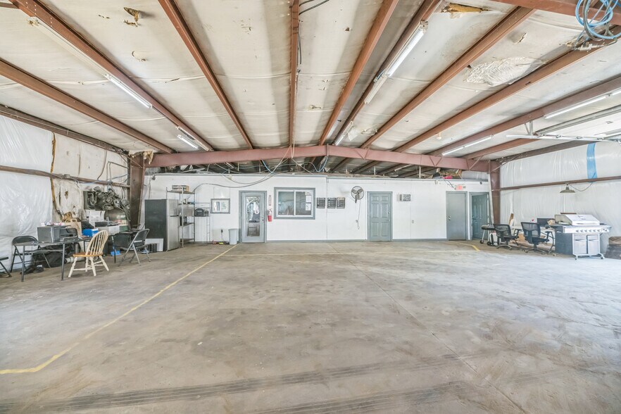 More Photos Of 6650 Jet Park Rd, North Charleston Industrial For Sale