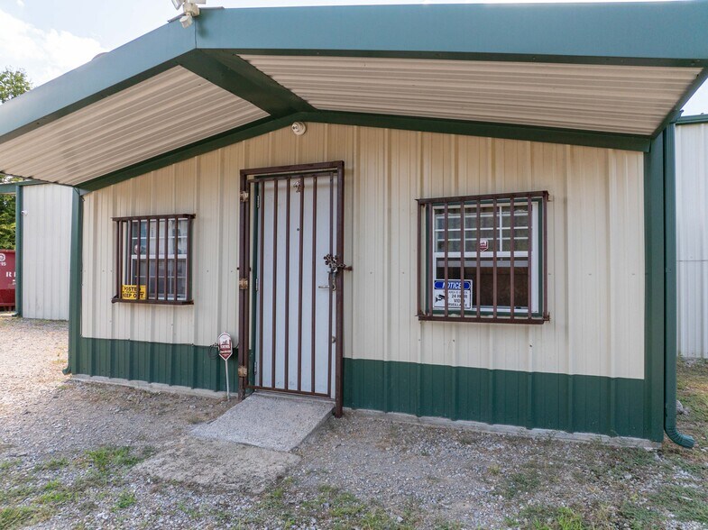 More Photos Of 3340 OK-91, Colbert Specialty For Lease