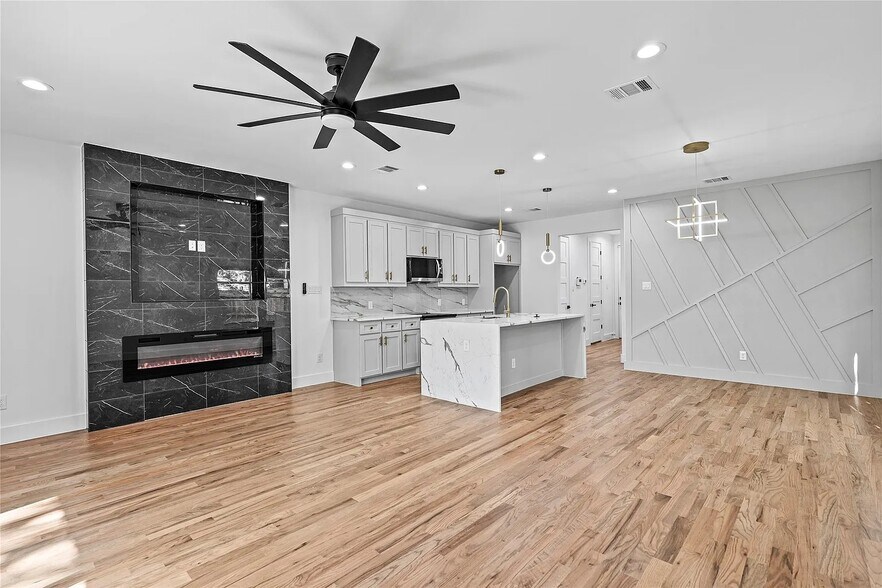 More Photos Of 3726 Mount Ranier St, Dallas Apartments For Sale